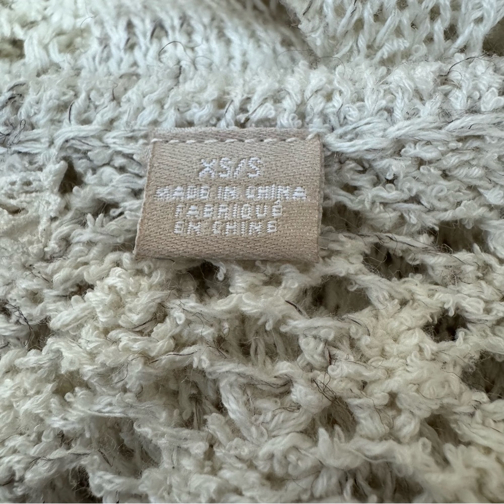 Knitted & Knotted Anthropologie Floral Embroidery Oversized Luana Poncho Sweater - Picture 10 of 14